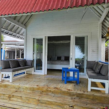 Villa Waru Lembongan Extérieur photo