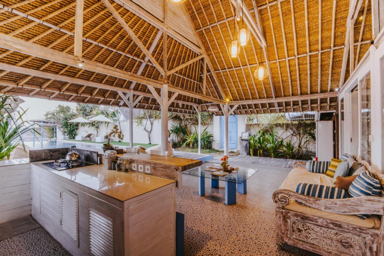 Villa Waru Lembongan Extérieur photo