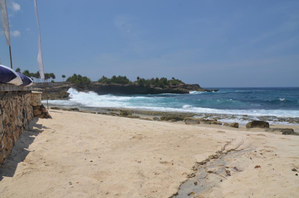 Villa Waru Lembongan Extérieur photo
