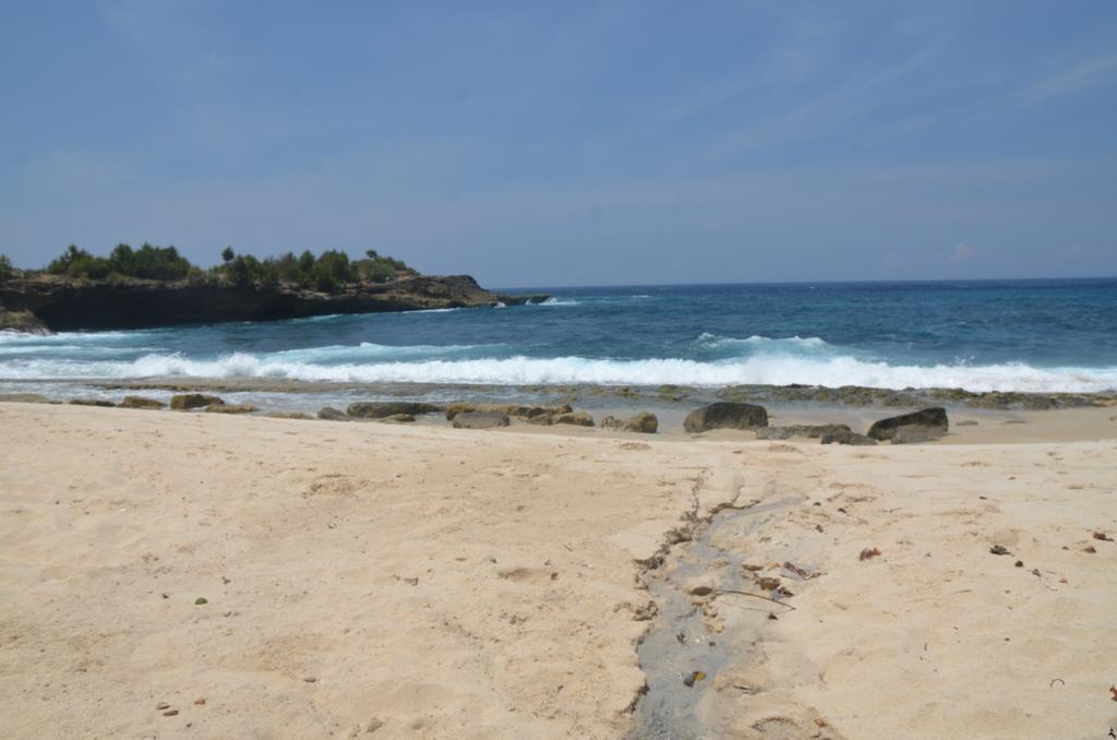Villa Waru Lembongan Extérieur photo