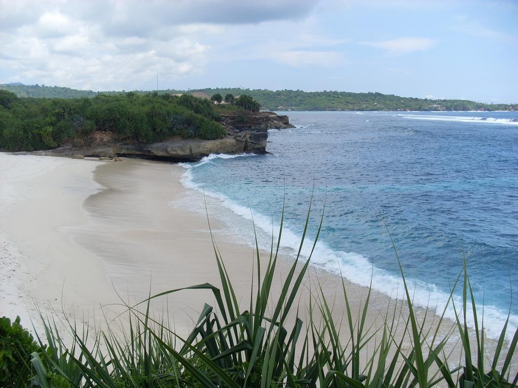 Villa Waru Lembongan Extérieur photo