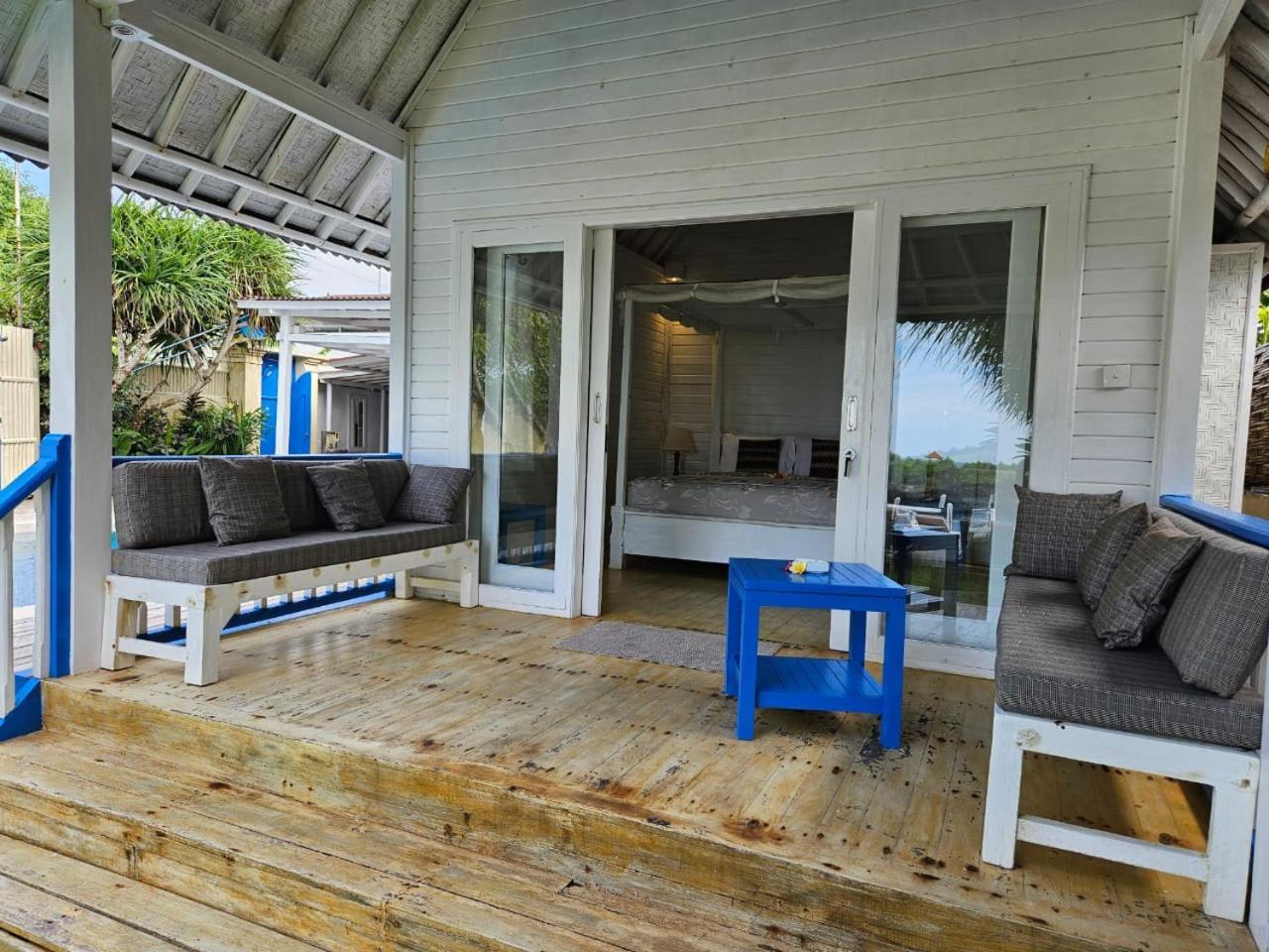 Villa Waru Lembongan Extérieur photo