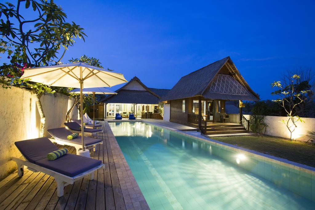 Villa Waru Lembongan Chambre photo