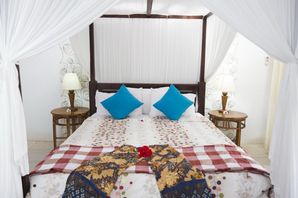 Villa Waru Lembongan Extérieur photo